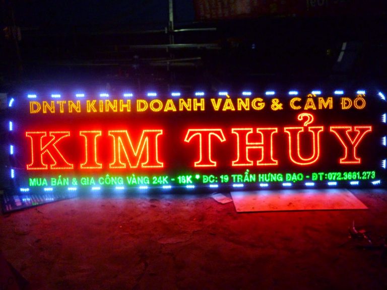 LED MA TRAN CHAY CHU 2